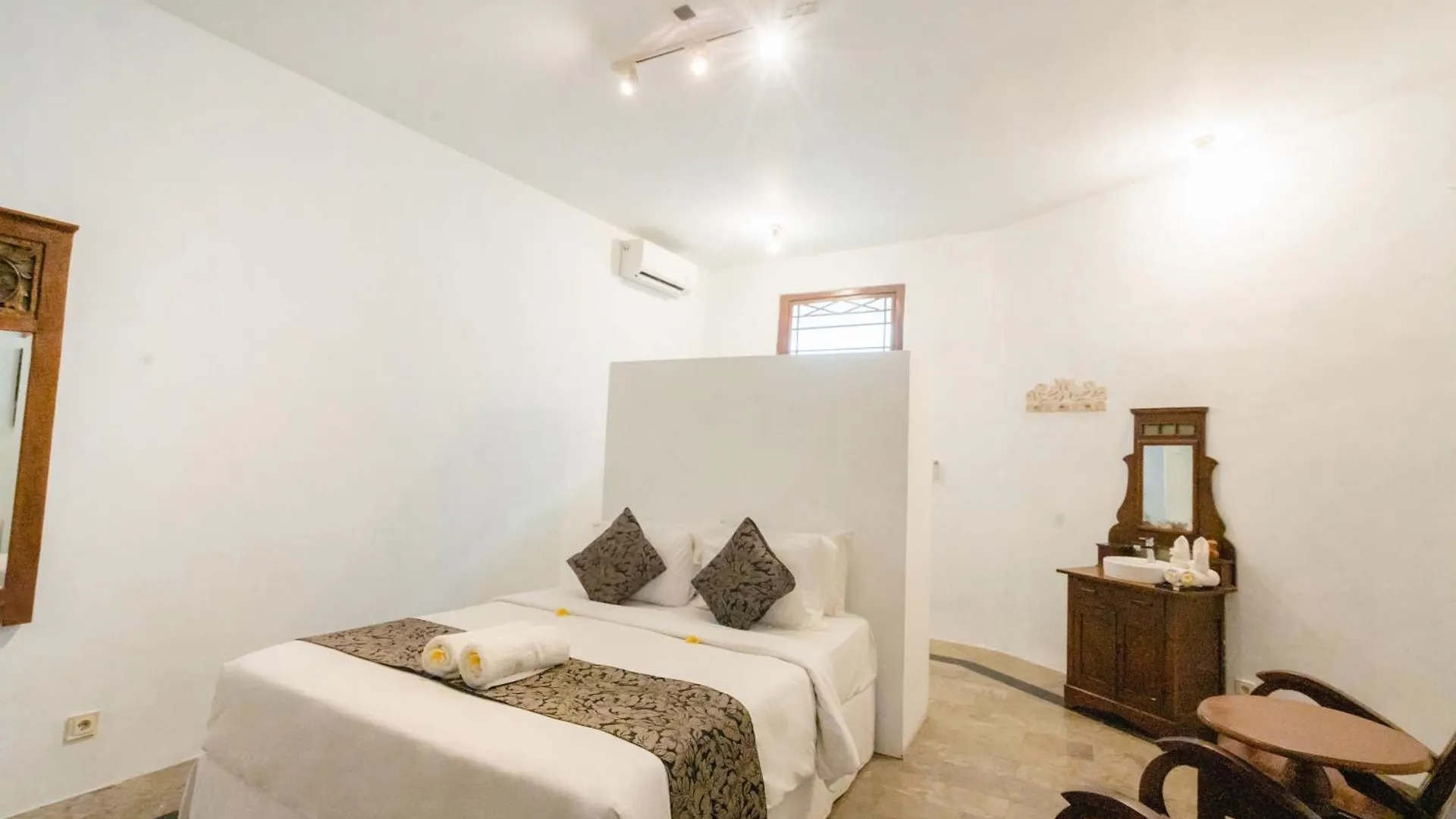 Villa Etnik Seminyak