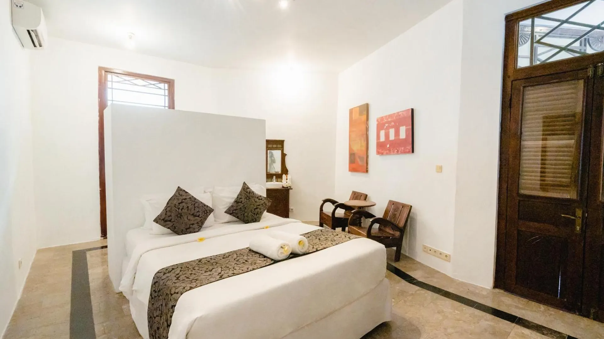 Villa Etnik Seminyak